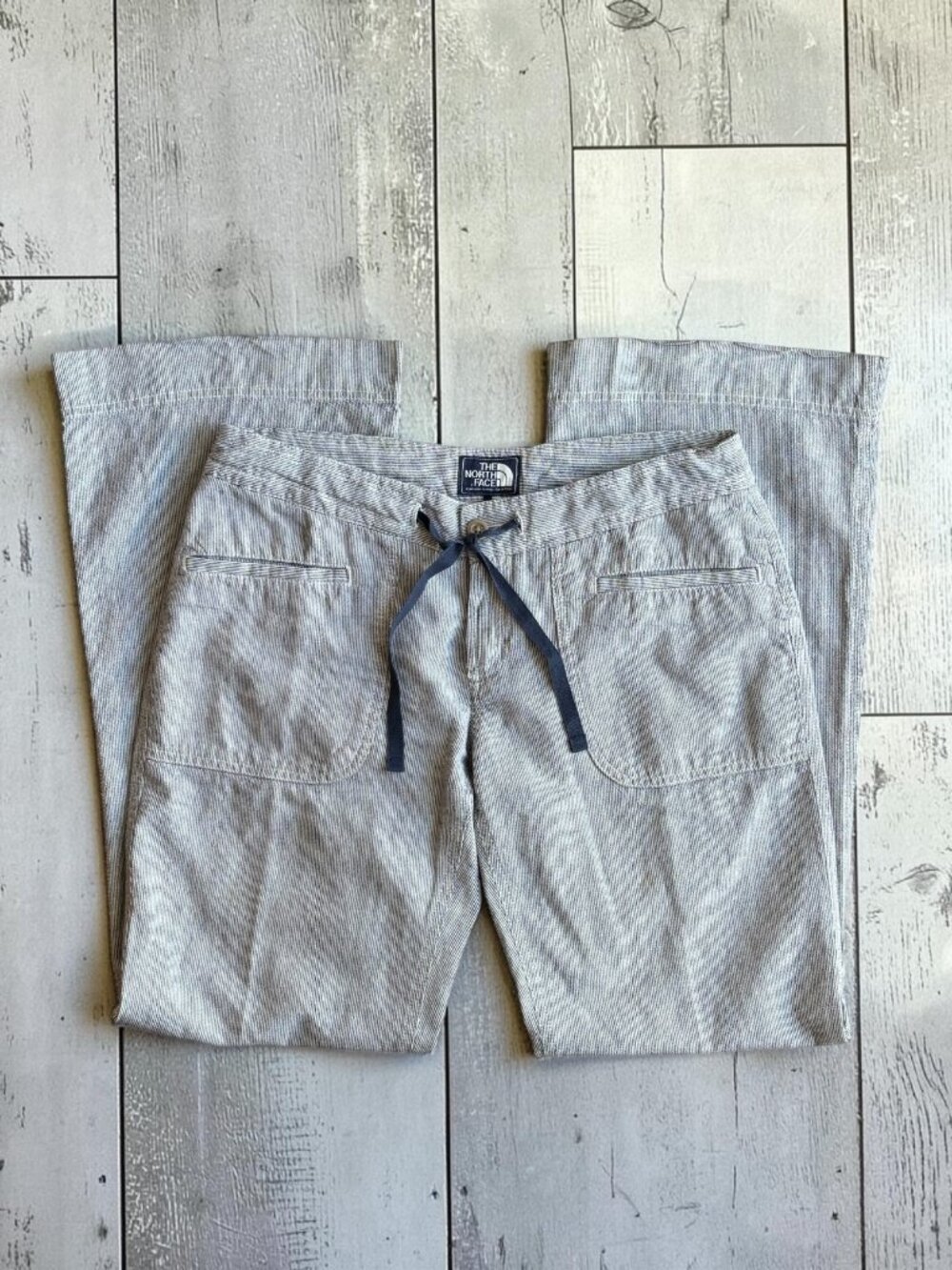 The North Face Navy/White Pinstripe Linen Cotton Drawstring Pants Size 8 Regular